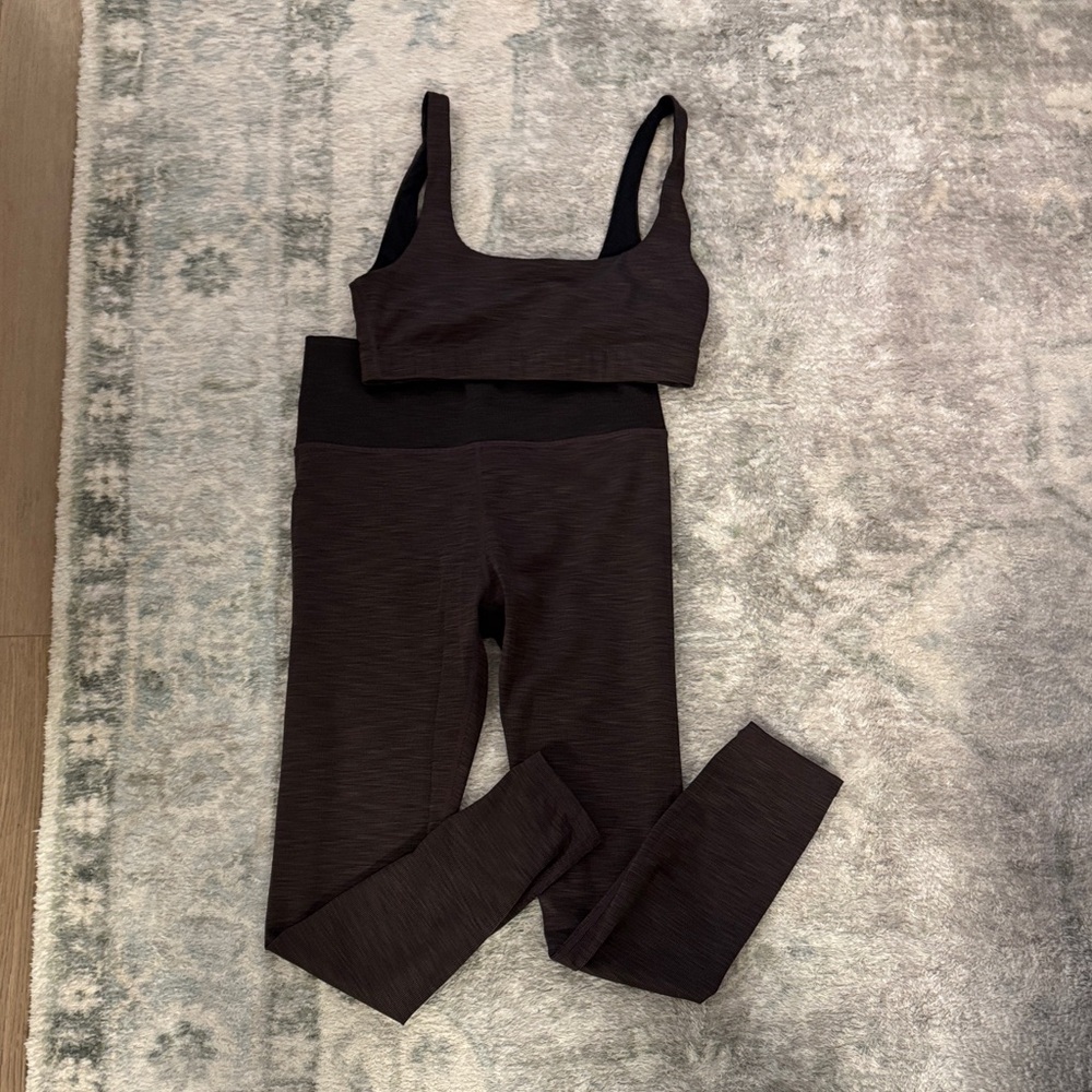 Vuori set